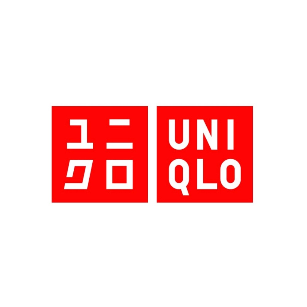 Wide-Fit Pleated Pants (cropped)